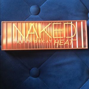 Urban Decay Naked Heat Palette